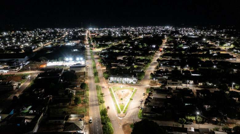 Mato Grosso atinge 78% de instalação de luminárias de LED no programa de modernização da iluminação pública