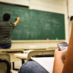 Mato Grosso diz adeus aos celulares em sala de aula