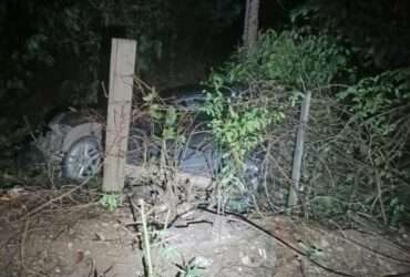 Motorista capota veículo na MT-130 em Mato Grosso, mas sai ileso