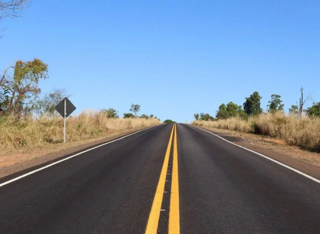 Pavimentação de 40 km de rodovia de Mato Grosso, ligando Nova Ubiratã à MT-130, é autorizada