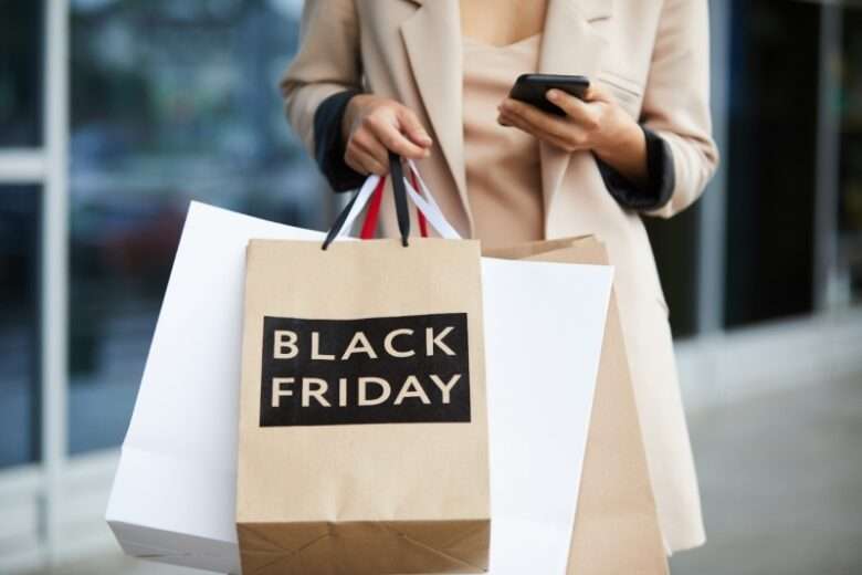 Procon Sinop orienta consumidores para compras de Black Friday e de fim de ano