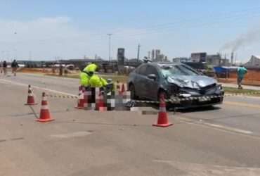 Acidente na BR-163 em Sinop deixa motociclista morta e interdita tráfego