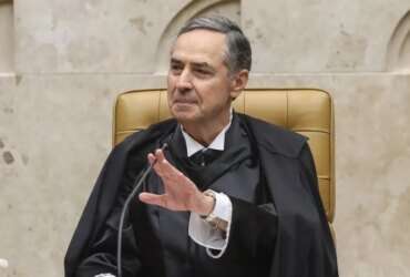 Brasília (DF), 28/09/2023, O ministro da Justiça, Flavio Dino, durante a cerimônia de posse do ministro Luís Roberto Barroso, no cargo de presidente do Supremo Tribunal Federal (STF). Foto: Valter Campanato/Agência Brasil