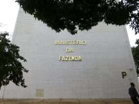 Brasília (DF), 10/04/2023 - Fachada do ministério da Fazenda.