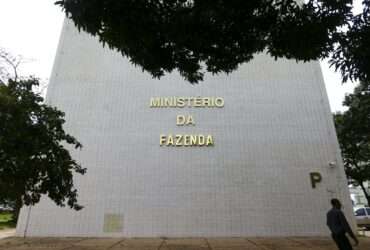 Brasília (DF), 10/04/2023 - Fachada do ministério da Fazenda.