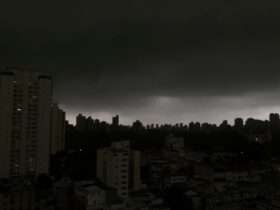 São Paulo (SP), 23/10/2024 - Chuva forte no final da tarde em São Paulo. Foto: Paulo Pinto/Agência Brasil