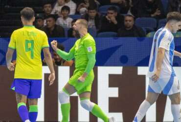 Uzbequistão, 06/10/2024 - Copa do mundo de futsal Lance da partida entre Brasil contra a seleção da Argentina. Foto: Leto Ribas/CBF