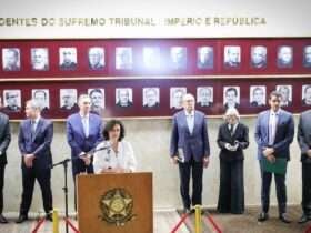 Brasília (DF), 17/10/2024 - Ministra da Saúde Nísia Trindade durante cerimônia de conclusão sobre temas de judicialização da saúde. Foto: Walterson Rosa/MS