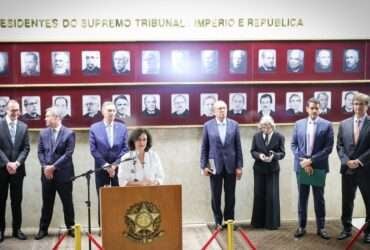 Brasília (DF), 17/10/2024 - Ministra da Saúde Nísia Trindade durante cerimônia de conclusão sobre temas de judicialização da saúde. Foto: Walterson Rosa/MS