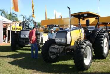 China apresenta suas ultimas tecnologias agricolas em Mato Grosso