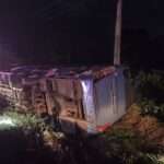 Colisão entre ônibus e caminhão deixa crianças mortas e outras pessoas feridas em Mato Grosso