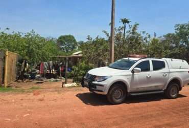 Idoso é preso em flagrante por enforcar cães até a morte em Mato Grosso