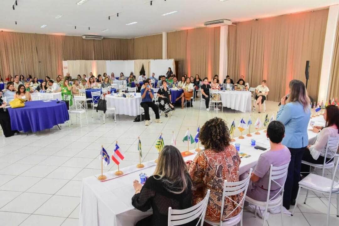 Mato Grosso é sede de fórum com gestores de 20 estados do país para discutir políticas de assistência social