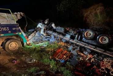 Segundo acidente fatal na Serra de São Vicente deixa motorista de carreta morto na BR-364