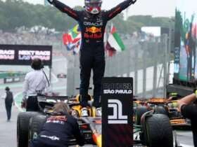 Max Verstappen celebra vitória no GP de São Paulo
 3/11/2024
REUTERS/Carla Carniel