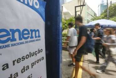 São Paulo (SP), 10/11/2024 - Estudantes  no segundo dia de provas do ENEM na UNIP Vergueiro em São Paulo. Foto: Paulo Pinto/Agência Brasil