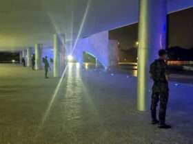 Brasília (DF) 13/11/2024 - Palácio  do Planalto com segurança reforçada após explosões perto do STF; prédio é evacuado, uma pessoa morreu.
Foto: Pedro Rafael/Agência Brasil