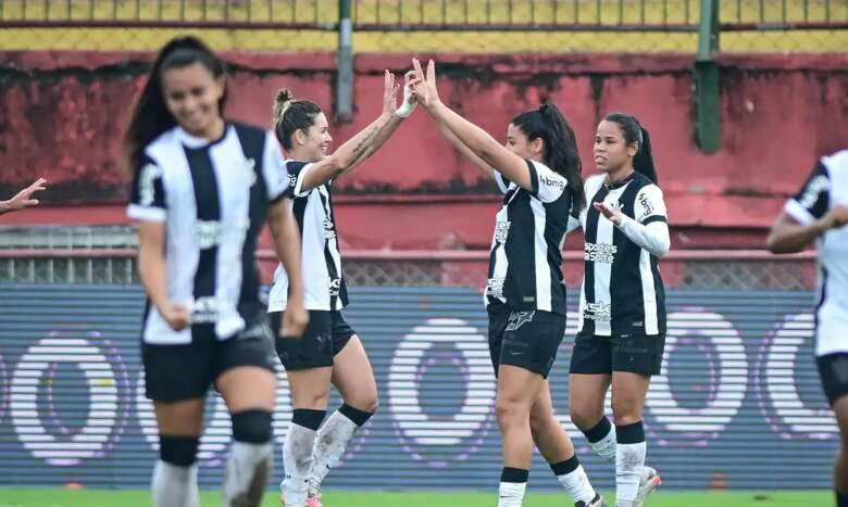 Corinthians vence fora de casa o São Paulo, por 1 a 0, no primeiro jogo da semifinal do Paulista feminino, em 03/11/2024