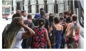 Rio de Janeiro (RJ) 16/02/2024 - Desemprego de mulheres e negros termina 2023 acima da média nacional, Trabalhador com ensino médio incompleto tem pior taxa
Foto: Tânia Rego/Agência Brasil