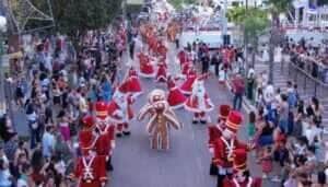 Amanhã (14) tem Parada de Natal com casal Noel e personagens infantis em Sinop