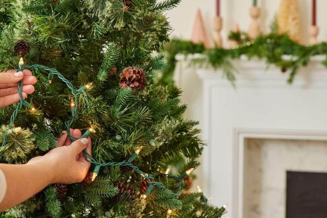 Bombeiros de Mato Grosso orienta para cuidados com instalações elétricas e enfeites de Natal
