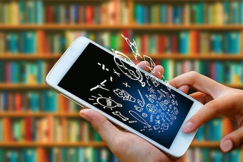 Ministério Público firma cooperação para proibir uso de celulares em escolas de Mato Grosso