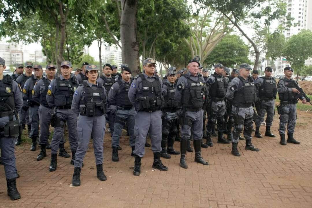 Polícia Militar de Mato Grosso prende mais de 200 e apreende armas em megaoperação