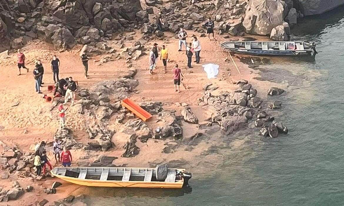 Estreito-MA 23/12/20224 Governador do Maranhão em Estreito para averiguar a situação da ponte Juscelino Kubitschek de Oliveira, que desabou neste domingo. Foto Reprodução/ Carlos Brandão/X