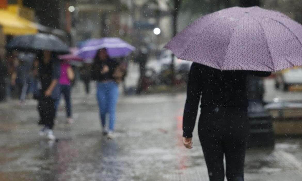 Mato Grosso terá dia instável com sol e chuva nesta quinta-feira