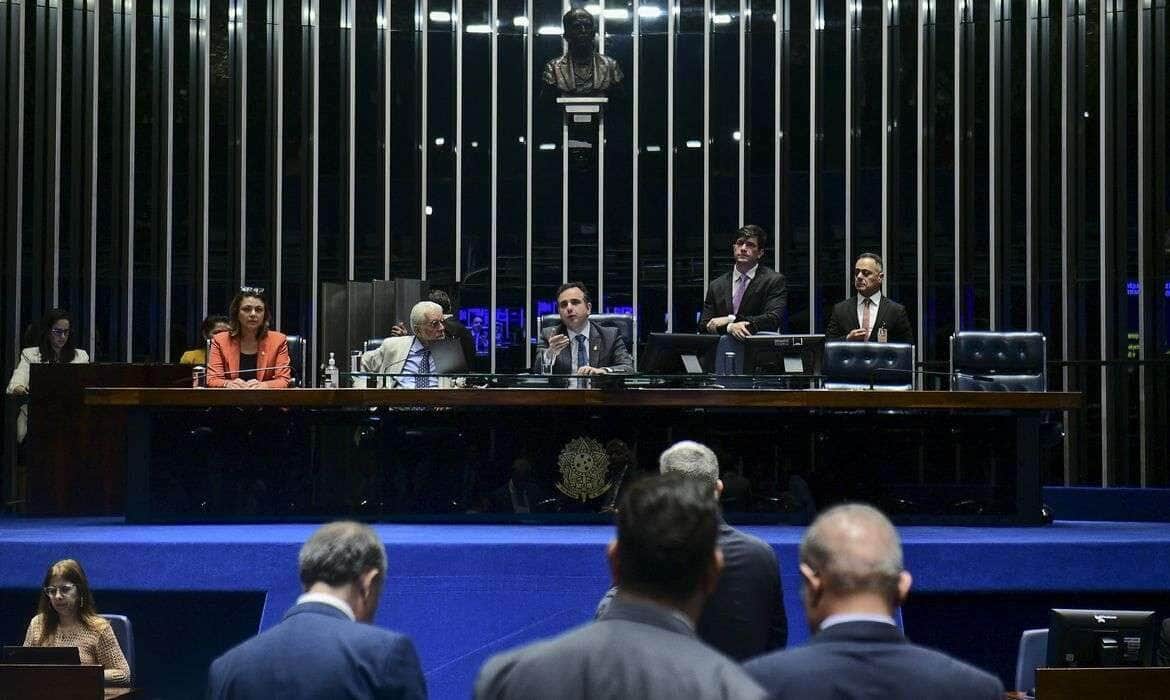 Plenário do Senado Federal durante sessão deliberativa extraordinária. Ordem do dia. 

Na pauta, o Projeto de Lei n° 6.012, de 2023 (Substitutivo da Câmara dos Deputados), que