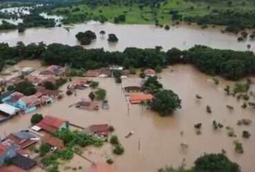 Mato Grosso garante reconstrução após chuvas devastadoras em Rio Branco e Salto do Céu