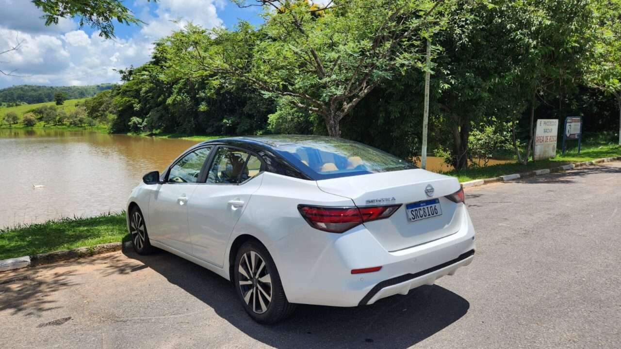 Nissan Sentra 2025 enfrenta os desafios no mercado de sedas Sergio Dias 6