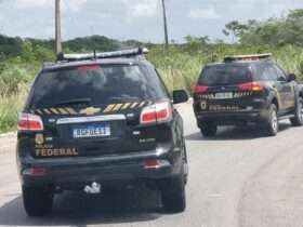 A segunda fase da operação cumpre mandados em Sinop, Lucas do Rio Verde, Guarantã do Norte e Picos/PI contra grupo criminoso que usava caminhões clonados e empresas de fachada. 