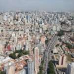 Vista aerea da cidade de São Paulo, rio Tietê, predios, São Paulo, cidade