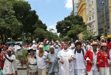 2º Procissão do Zé Pelintra saindo do santuário nos Arcos da Lapa e finalizando na Cinelândia, no centro da cidade, com um ato contra a intolerância religiosa.