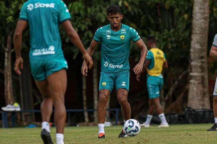 Cuiabá x Sport Sinop ao vivo; onde assistir neste sábado (22) pelo Mato-Grossense. Imagem: AssCom Dourado
