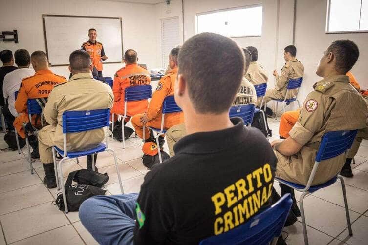 Corpo de Bombeiros de Mato Grosso capacita militares e civis no primeiro curso de perícia em incêndios e explosões