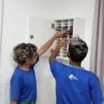 Escolas de Mato Grosso recebem manual sobre lei que proíbe uso de celulares em sala de aula