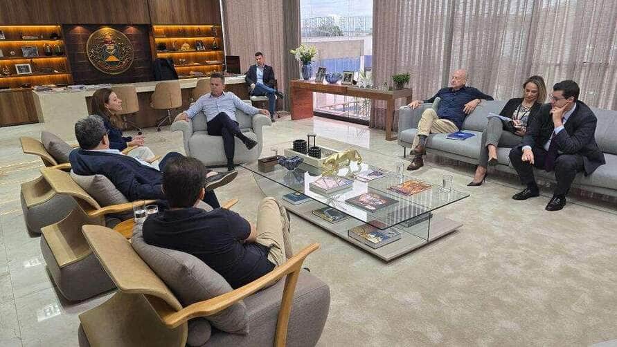 Governador de Mato Grosso cobra prioridade em investigações sobre sabotagens no sistema de água de Várzea Grande