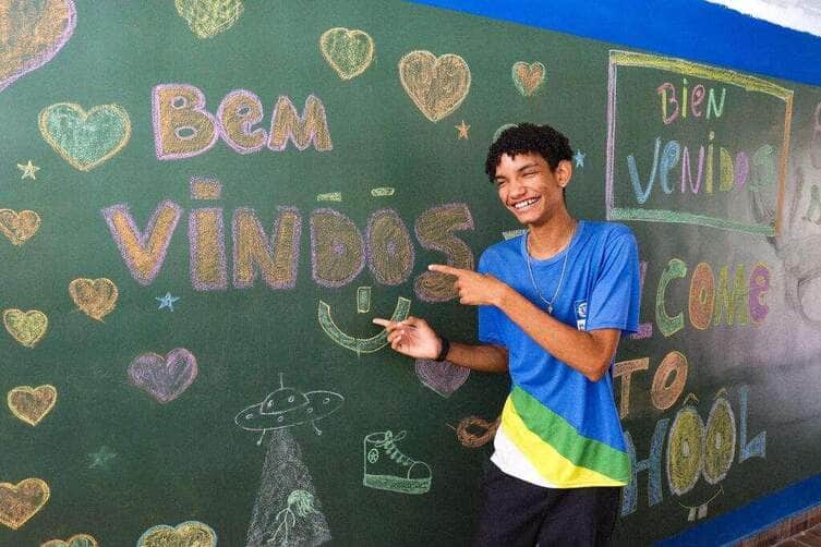 Mais de 310 mil estudantes retornam às aulas na rede estadual de Mato Grosso