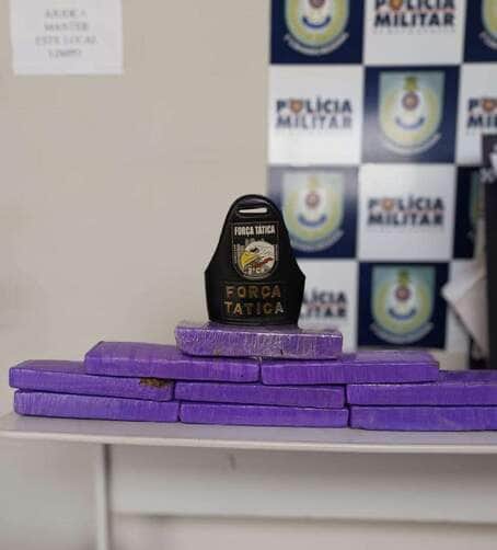 Polícia Militar apreende 25 tabletes de maconha em Várzea Grande