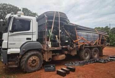 Polícia intercepta veículo com combustível e equipamentos sendo levados para garimpo ilegal em Mato Grosso