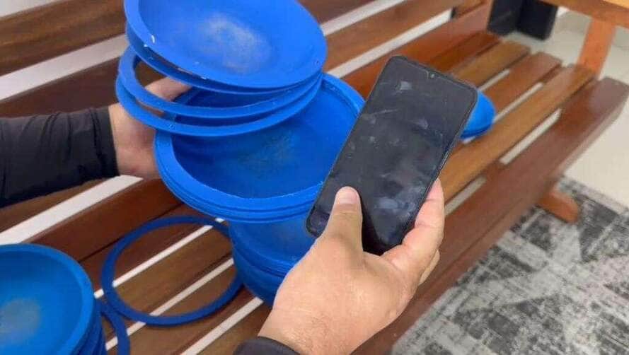 Policiais penais de Mato Grosso descobrem novo tipo de esconderijo e apreendem 21 celulares na PCE