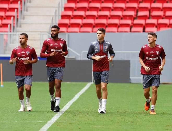 São Paulo x Velo Clube ao vivo; onde assistir nesta quinta (13) pelo Paulistão. Imagem: Rubens Chiri SPFC