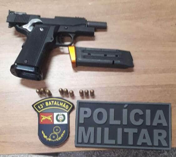 Briga entre cunhados embriagados resulta em dois feridos e arma de fogo apreendida