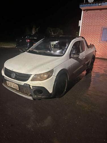 Polícia prende foragidos após perseguição e tiros em Rosário Oeste