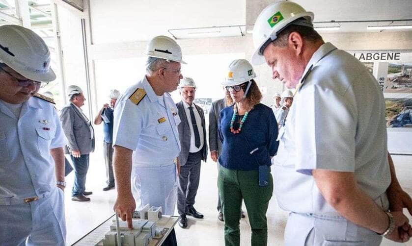 A ministra da Ciência, Tecnologia e Inovação, Luciana Santos, visitou nesta segunda-feira (24) o Centro Industrial Nuclear de Aramar, na cidade de Iperó, interior de São Paulo.