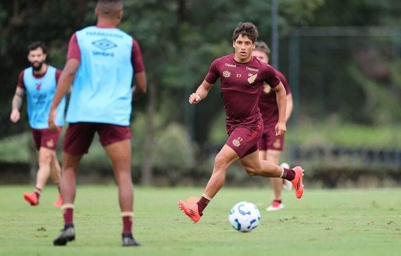 Athletico-PR x Guarany de Bagé ao vivo; onde assistir ao jogo desta quinta (13) pela Copa do Brasil. Imagem: Duda Matoso/athletico.com.br