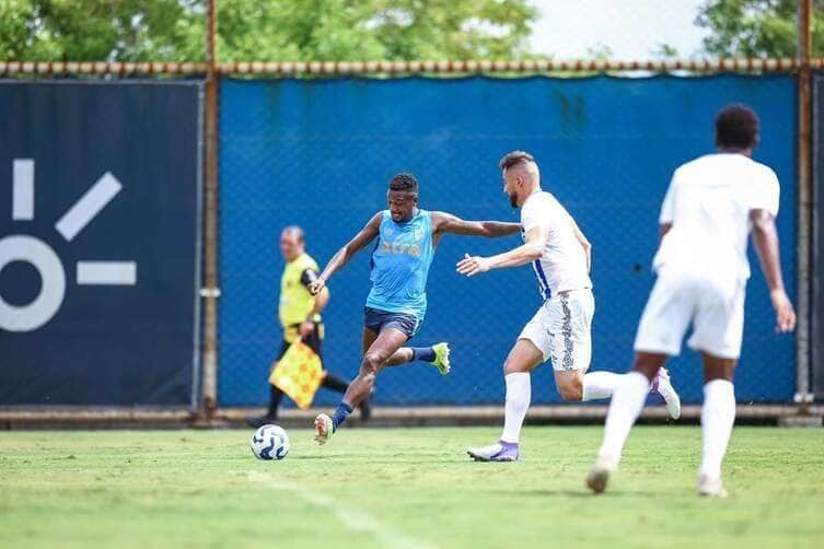Grêmio x Atlético-MG ao vivo; onde assistir a estreia dos times no Brasileirão 2025. Imagem: Lucas Uebel/GFBPA
