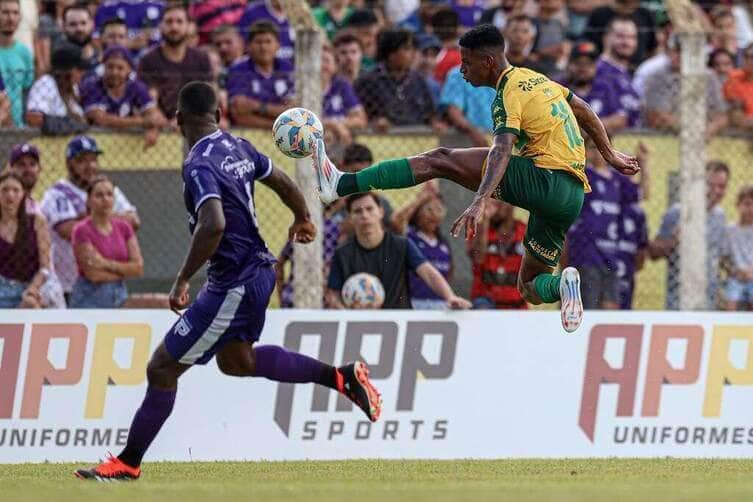 Primavera x Cuiabá ao vivo; onde assistir o 1º jogo da final do Mato-Grossense neste sábado (22). Imagem: AssCom Dourado